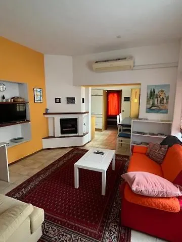 Verzaschina بيت للعطل غوردولا